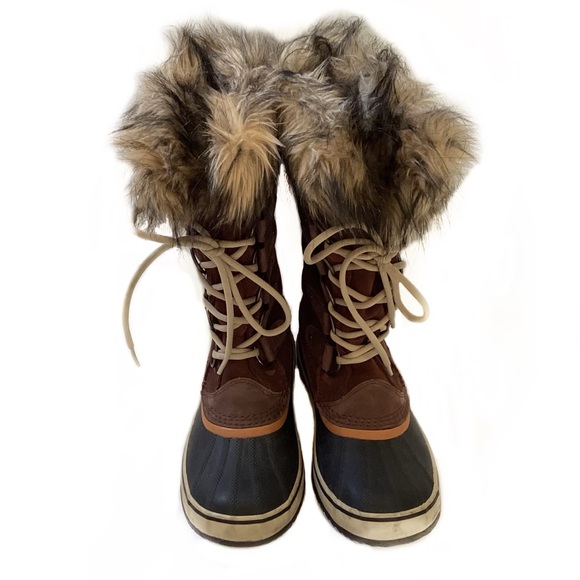Sorel Joan of Arctic Wool lined Fur Trim Tall Brown Boots. 9 - Picture 3 of 9